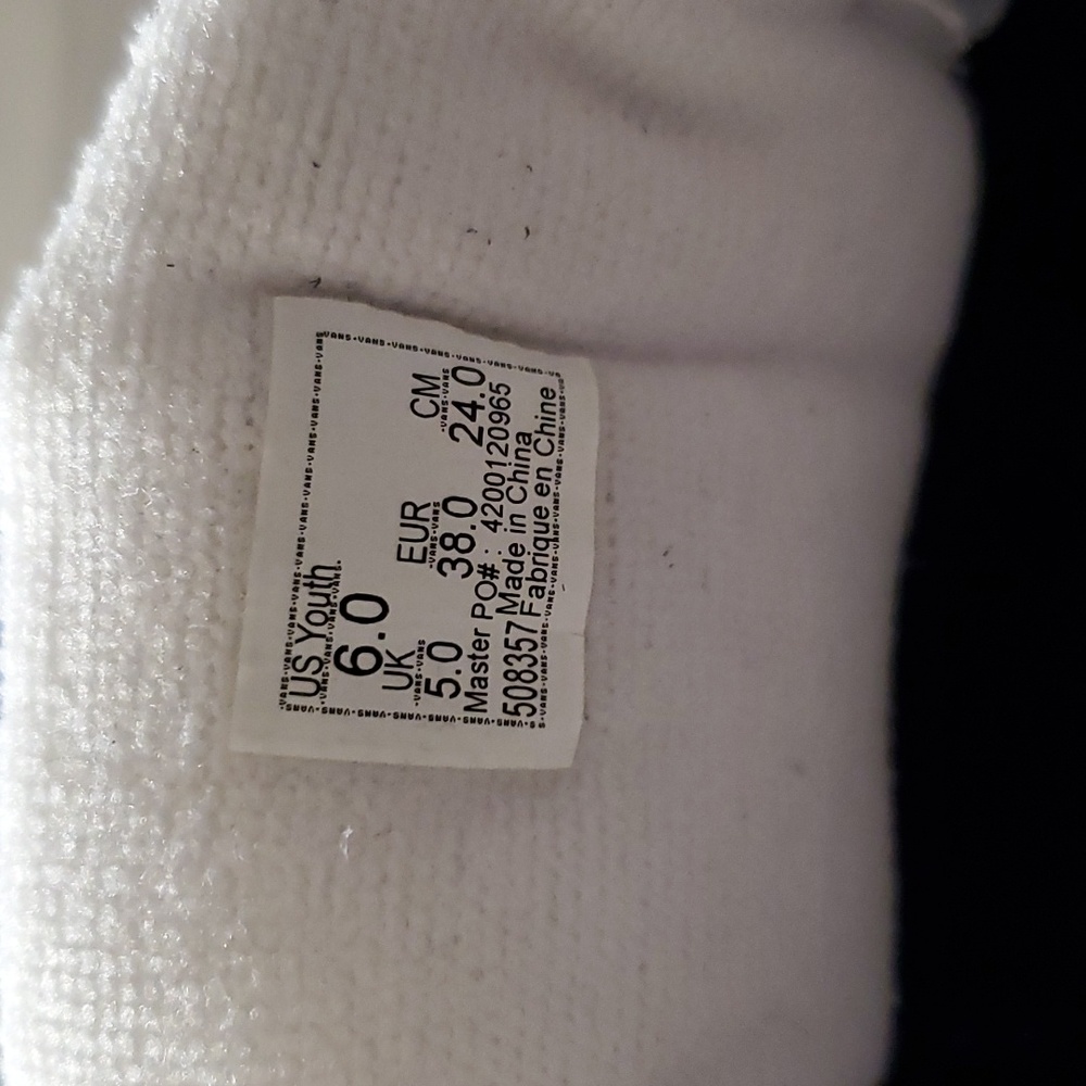 VANS - Picture 7 of 7